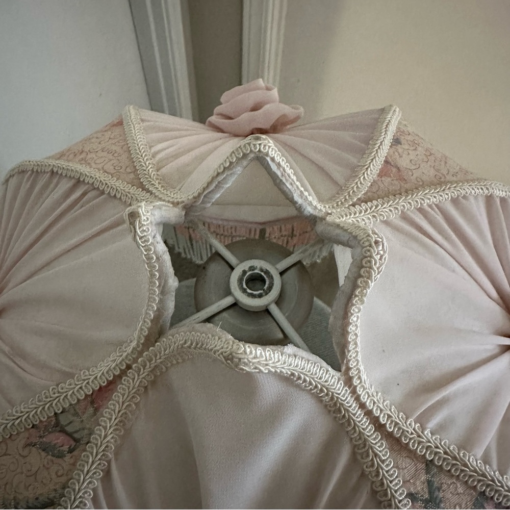 Victorian Parlor Lamp Style Lamp Shade - Picture 9 of 13